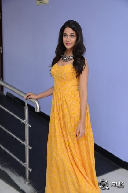 Lavanya-Tripathi-At-Srirastu-Subhamastu-Movie-1st-Song-Launch